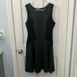 Mossimo Target Black and Gray Sleeveless Midi skater Dress scoop neck size M